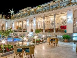 بوتیک هتل عمارت شهسواران اصفهان بوتیک هتل عمارت شهسواران اصفهان