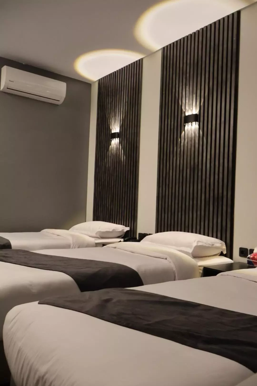 خانه مسافر یاس تهران