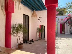 اقامتگاه بوم گردی چوک ناخدا هرمز اقامتگاه بوم گردی چوک ناخدا هرمز