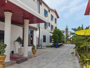 هتل باغ ارغوان رامسر هتل باغ ارغوان رامسر