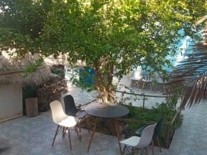 مهمانسرا دنج جزیره هرمز مهمانسرا دنج جزیره هرمز