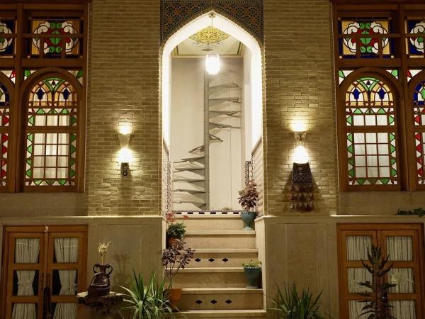 بوتیک هتل سینا شیراز بوتیک هتل سینا شیراز