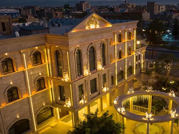 نمای بیرونی هتل هیلان رفسنجان نمای بیرونی هتل هیلان رفسنجان