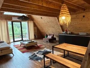 اقامتگاه کلبه سوئیسی منجیل توسلی اقامتگاه کلبه سوئیسی منجیل توسلی