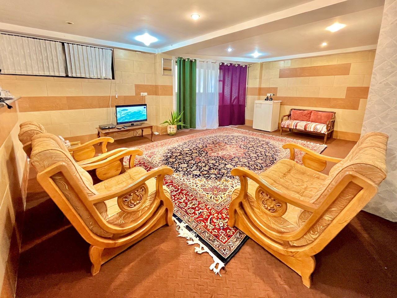 منزل مبله ویلایی تک خواب حافظیه