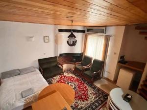 متل گل سرخ نوشهر متل گل سرخ نوشهر