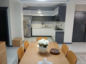 اقامتگاه انزلی پرشین گلف اقامتگاه انزلی پرشین گلف