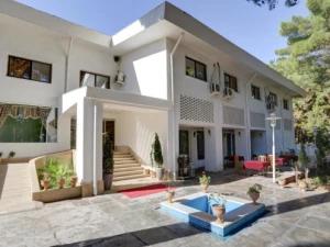 تورریلی تهران به شاهرود هتل جهانگردی شاهرود تورریلی تهران به شاهرود هتل جهانگردی شاهرود