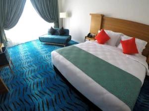 تور هوایی تهران کیش هتل بین المللی 3 شب تور هوایی تهران کیش هتل بین المللی 3 شب