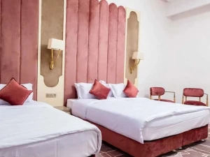 تور هوایی تهران به یزد هتل سیب و نار تور هوایی تهران به یزد هتل سیب و نار