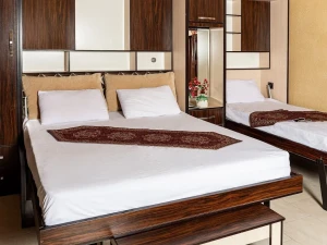 تور هوایی تهران به یزد هتل سنتی شرق یزد تور هوایی تهران به یزد هتل سنتی شرق یزد