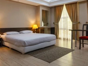 تور هوایی یزد به تهران هتل شهریار تور هوایی یزد به تهران هتل شهریار