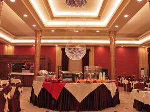 تور هوایی اصفهان کیش هتل هلیا تور هوایی اصفهان کیش هتل هلیا