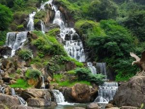 تور ریلی یک روزه تهران به لاهیجان تا بام سبز تور ریلی یک روزه تهران به لاهیجان تا بام سبز