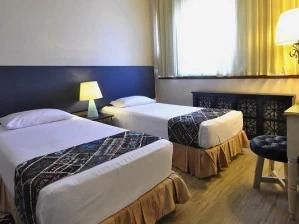 تور هوایی تهران مشهد هتل فردوس تور هوایی تهران مشهد هتل فردوس