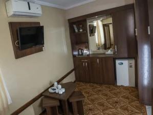 تور ریلی قزوین مشهد هتل سفیران تور ریلی قزوین مشهد هتل سفیران