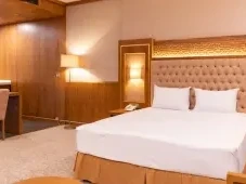 تور ریلی اصفهان به مشهد هتل رونا تور ریلی اصفهان به مشهد هتل رونا