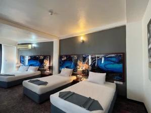 تور تهران به کیش هتل سارا 5 شب تور تهران به کیش هتل سارا 5 شب