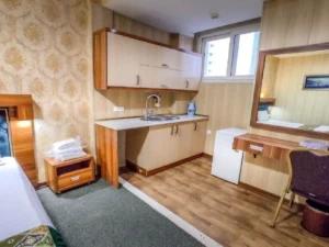 تور ریلی قزوین به مشهد هتل آیران تور ریلی قزوین به مشهد هتل آیران