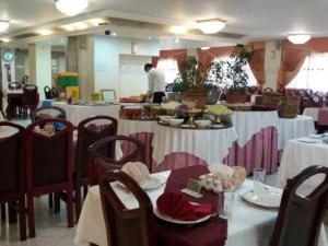 تورهوایی تهران به مشهد هتل خانه سبز تورهوایی تهران به مشهد هتل خانه سبز