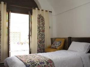 تور هوایی تهران یزد هتل آواسا تور هوایی تهران یزد هتل آواسا