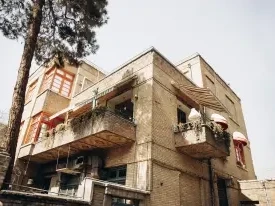 اقامتگاه سنتی لولاگر گودو تهران اقامتگاه سنتی لولاگر گودو تهران