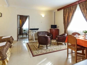 تور ریلی تهران به مشهد هتل هلیا 1 تور ریلی تهران به مشهد هتل هلیا 1