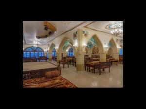 تور هوایی شیراز به مشهد هتل آریانا تور هوایی شیراز به مشهد هتل آریانا