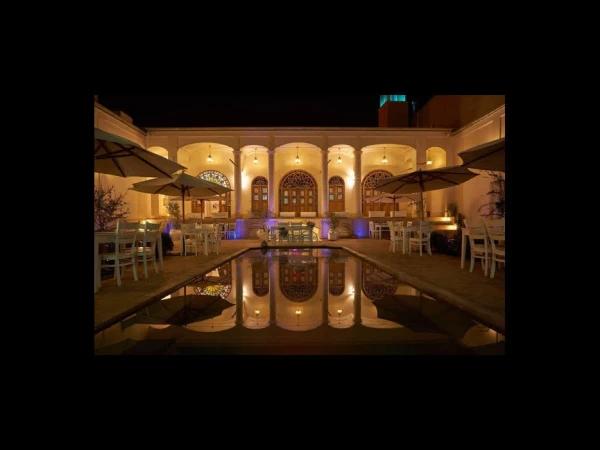 تور هوایی شیراز به مشهد هتل آریانا تور هوایی شیراز به مشهد هتل آریانا