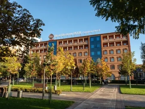 هتل کنگره غرب ایروان ارمنستان هتل کنگره غرب ایروان ارمنستان