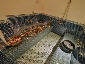 اقامتگاه سنتی آریانا مهر کرمانشاه اقامتگاه سنتی آریانا مهر کرمانشاه