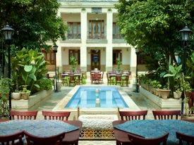 بوتیک هتل سنتی آناهید شیراز بوتیک هتل سنتی آناهید شیراز