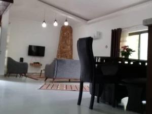 ویلا باغ استخردار مستر رامسر ویلا باغ استخردار مستر رامسر