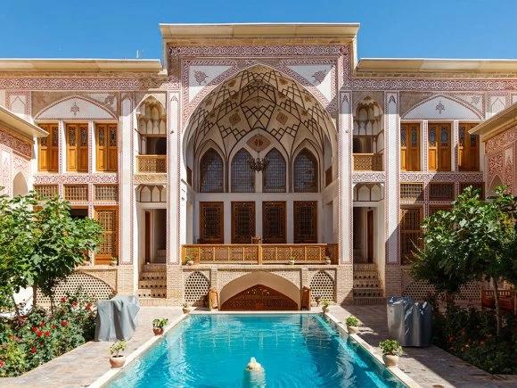 اقامتگاه سنتی مهینستان راهب کاشان اقامتگاه سنتی مهینستان راهب کاشان