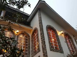 ویلا جنگلی با جکوزی و سونا در رامسر ویلا جنگلی با جکوزی و سونا در رامسر