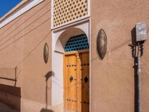 اقامتگاه بوم گردی ملک کاشان اقامتگاه بوم گردی ملک کاشان