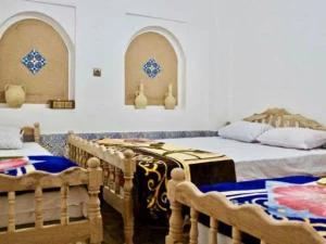 اقامتگاه بوم گردی نگار ورزنه اقامتگاه بوم گردی نگار ورزنه