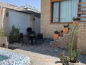 ویلا در مهرآباد خورین رودهن ویلا در مهرآباد خورین رودهن