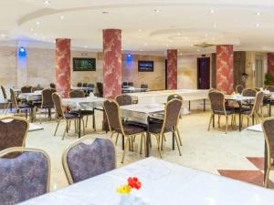 هتل آپارتمان آدینه مشهد هتل آپارتمان آدینه مشهد