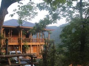 ویلا سنتی اربکله سه خوابه در رامسر ویلا سنتی اربکله سه خوابه در رامسر