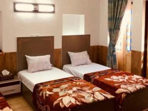 اقامتگاه سنتی الماس یزد اقامتگاه سنتی الماس یزد