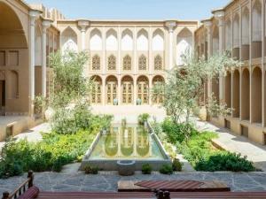 اقامتگاه بوم گردی خانه سه نیک یزد اقامتگاه بوم گردی خانه سه نیک یزد