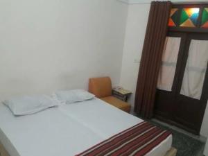 اقامتگاه سنتی سروش یزد اقامتگاه سنتی سروش یزد