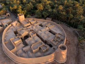 بوم گردی بوم قلعه آریز بافق بوم گردی بوم قلعه آریز بافق