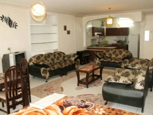آپارتمان یکخوابه چهارباغ 2 در اصفهان