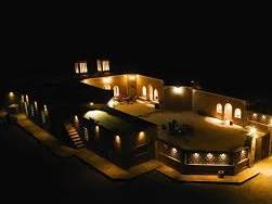 اقامتگاه بوم گردی نمکزار سه قلعه سرایان اقامتگاه بوم گردی نمکزار سه قلعه سرایان