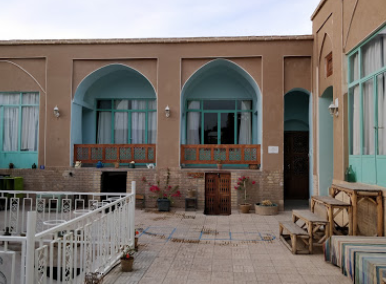 خانه موزه عروسک و اسباب بازی کاشان