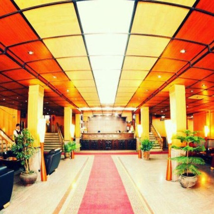 پشتیبانی آنلاین هتل نادری اهواز