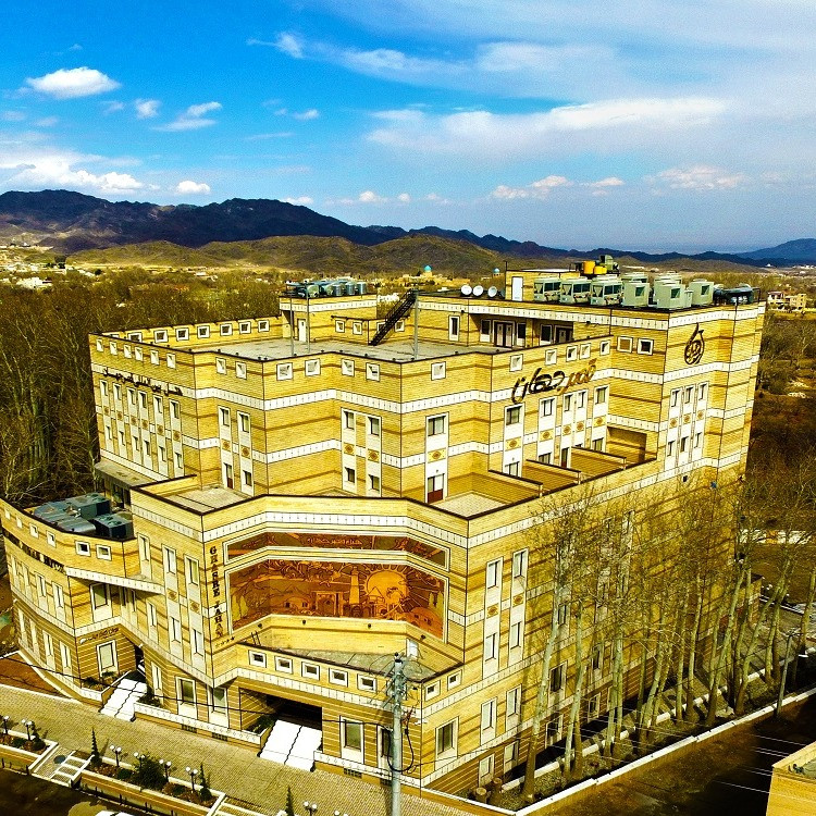 پشتیبانی آنلاین هتل قصر جهان نطنز