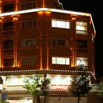 پشتیبانی آنلاین خانه مسافر آرامش ملایر